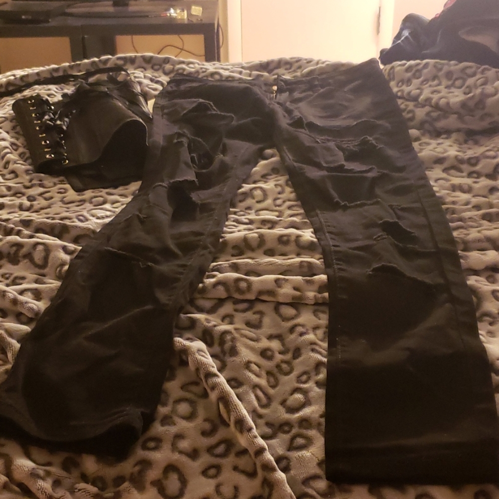 Pants - Picture 2 of 2